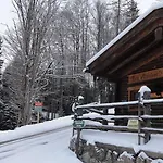 Almbruennerl Almhuette Auf Der Raffner Alm * רוהפולדינג