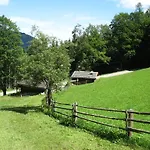 Almbruennerl Almhuette Auf Der Raffner Alm בית נופש