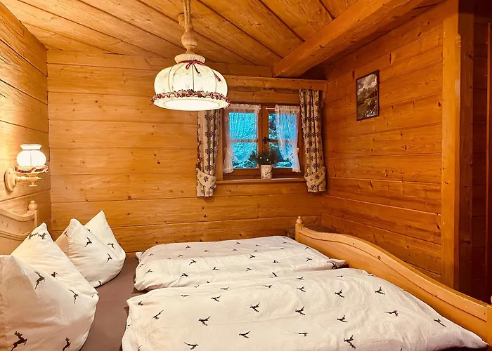 Almbrünnerl Almhütte Auf Der Raffner Alm * Ruhpolding
