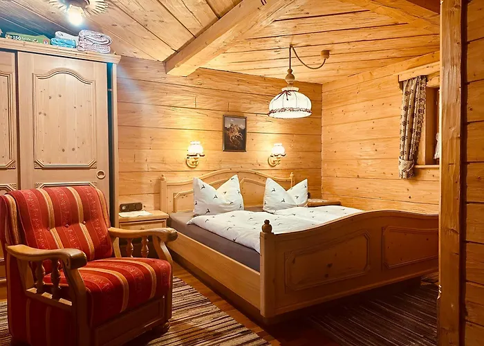 Almbrünnerl Almhütte Auf Der Raffner Alm