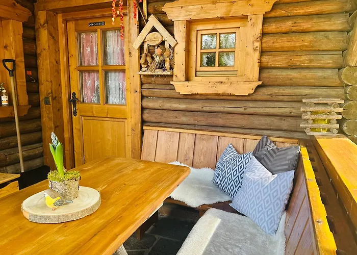 Almbrünnerl Almhütte Auf Der Raffner Alm Ruhpolding