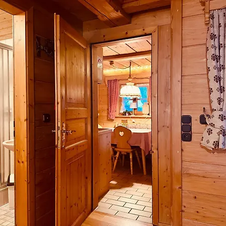 Almbruennerl Almhuette Auf Der Raffner Alm Holiday home
