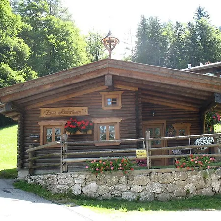 Almbruennerl Almhuette Auf Der Raffner Alm Ruhpolding