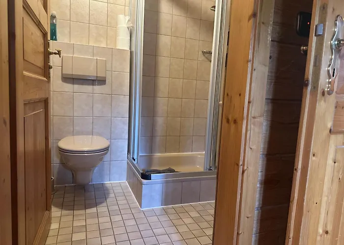 Almbruennerl Almhuette Auf Der Raffner Alm Feriehus