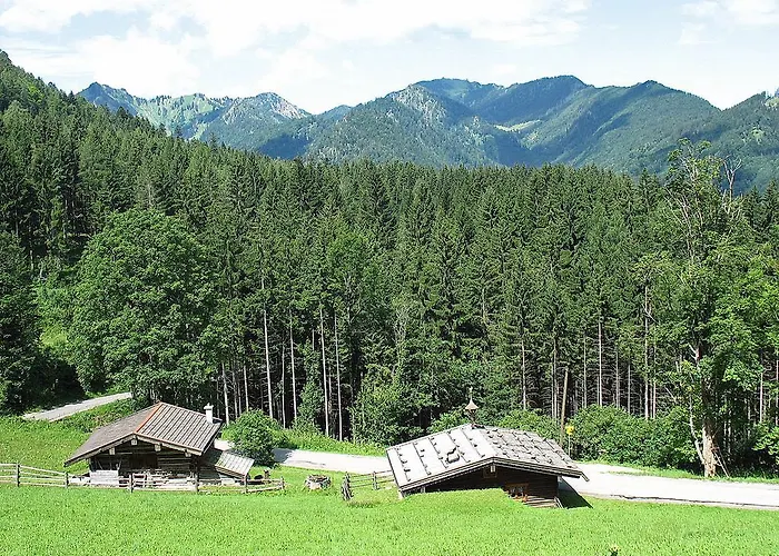 Feriehus Almbruennerl Almhuette Auf Der Raffner Alm Ruhpolding