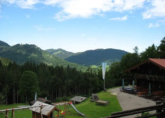 Almbruennerl Almhuette Auf Der Raffner Alm